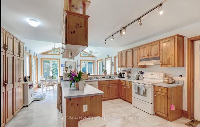 18743 St Andrews Rd, House other with 5 bedrooms, 4 bathrooms and 6 parking in Caledon East ON | Image 8