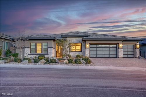 756 Bruce Moorland St, Las Vegas, NV, 89138-6243 | Card Image