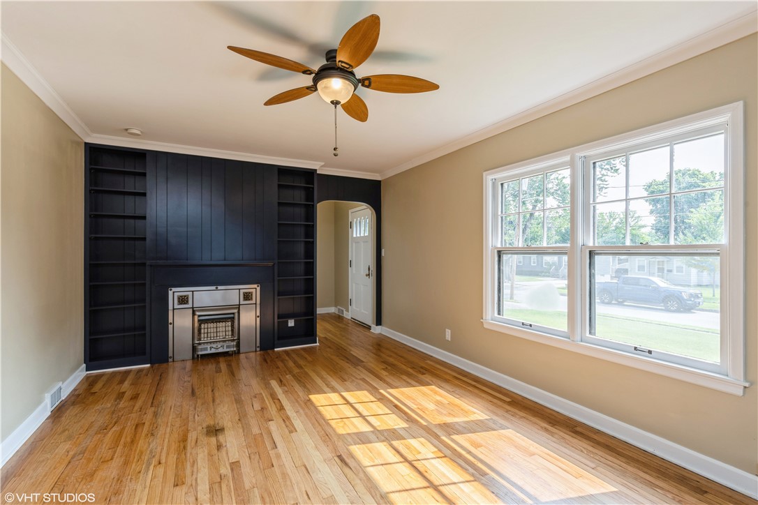 49th St, Des Moines, IA 50310
