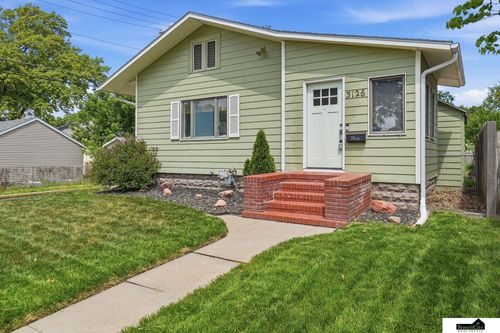 3126 E St, Lincoln, NE, 68510-3249 | Card Image