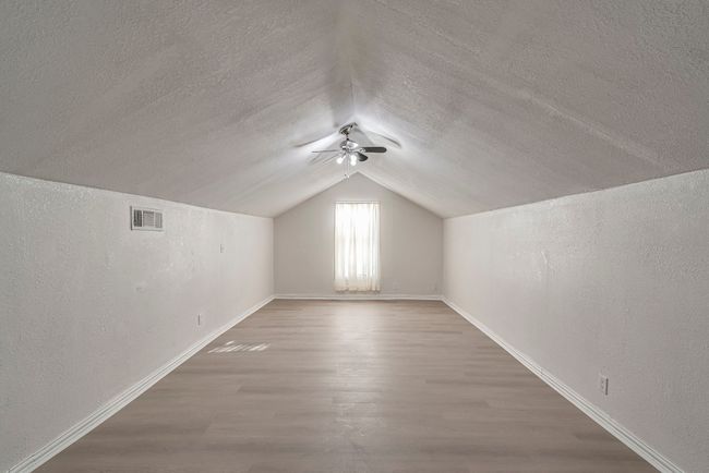 323 W University Ave, House other with 3 bedrooms, 2 bathrooms and null parking in Waxahachie TX | Image 14