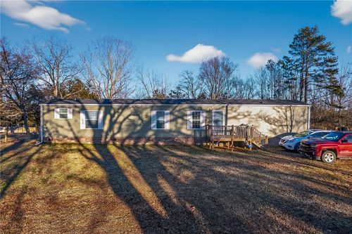 862 N Old Mill Rd, Easley, SC, 29640-7711 | Card Image