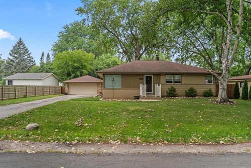 7615 N Delta Place, Milwaukee, WI, 53223 | Card Image