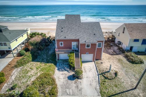 1826 S Shore Dr, Surf City, NC, 28445-6776 | Card Image