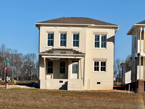 38 Peachtree St Nw, Huntsville, AL, 35816 | Card Image