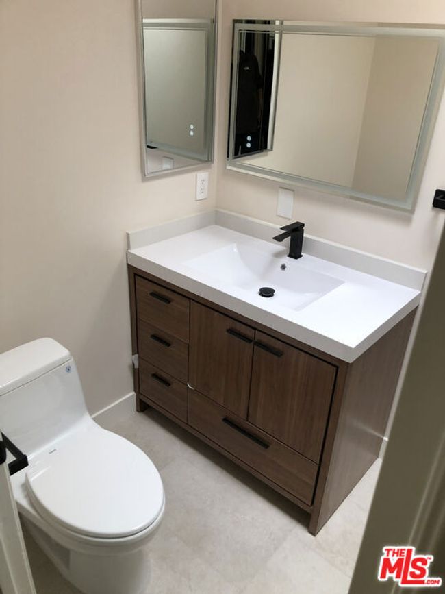 APT-5 - 600 N Isabel St, Condo with 2 bedrooms, 2 bathrooms and 2 parking in Glendale CA | Image 7