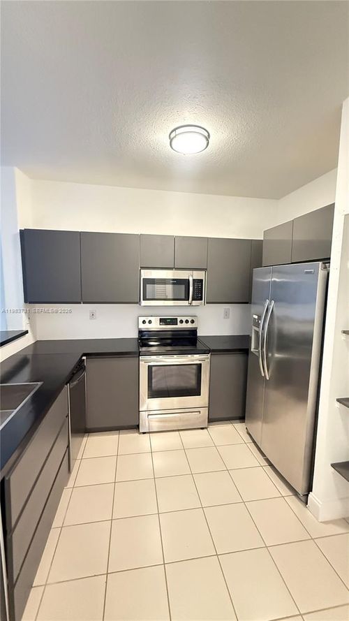 unit-102-1663 Se 27th Dr, Homestead, FL, 33035-2506 | Card Image