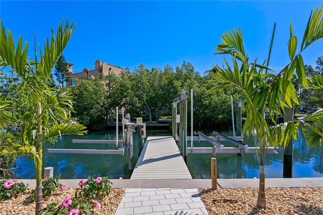 1739 1/2 Bayou Grande Blvd Ne, House other with 4 bedrooms, 4 bathrooms and null parking in St Petersburg FL | Image 20