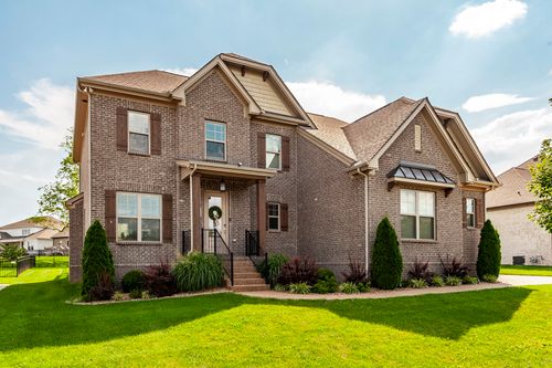 1055 Appaloosa Way, Gallatin, TN, 37066-2785 | Card Image