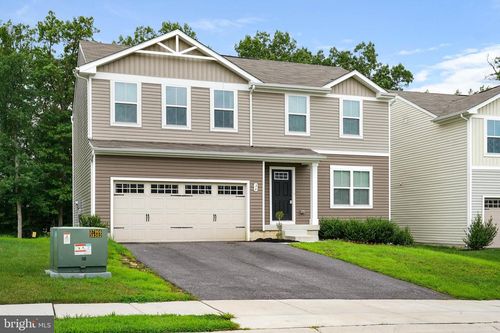 36 Viburnum Ave, ELKTON, MD, 21921-7127 | Card Image