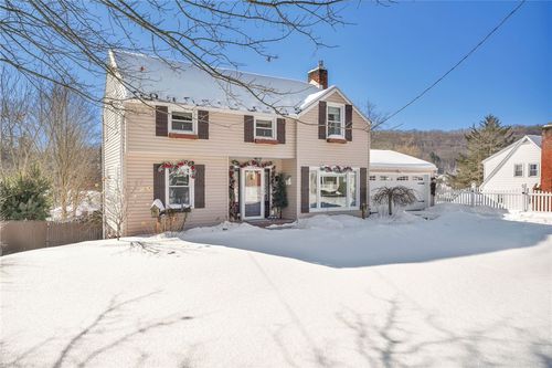 21 Fiske Ave, Bradford, PA, 16701-2723 | Card Image