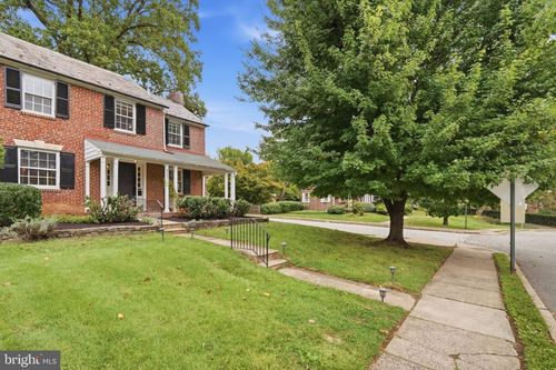 2101 Chestnut Ave, ARDMORE, PA, 19003-3003 | Card Image
