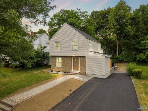 106 Wellington Rd, Syracuse, NY, 13214-2224 | Card Image