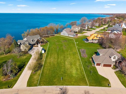 N7827 State Park Road, Sherwood, WI, 54169 | Card Image