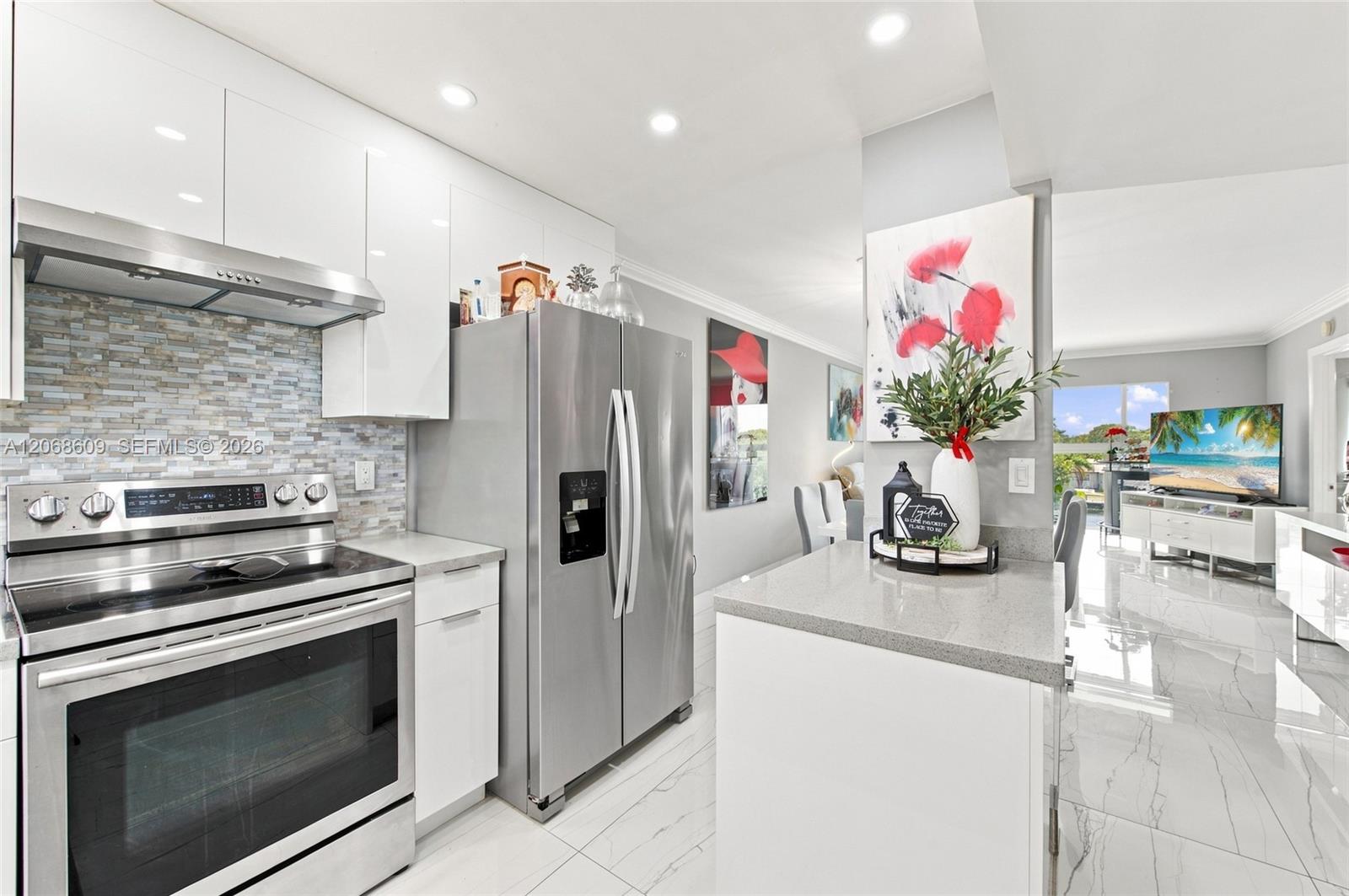 Residential in Sunrise 5