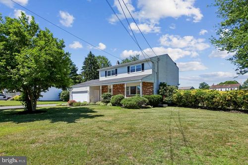 56 Whitehall Rd, Hamilton, NJ, 08690-3143 | Card Image