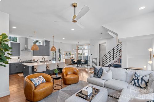 824 Madison Glen Ln, Charlotte, NC, 28209-4549 | Card Image