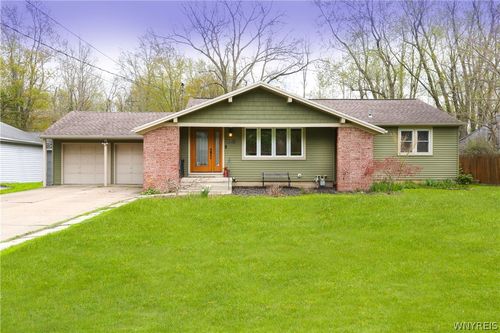 373 Ayer Road, Amherst, NY, 14221 | Card Image