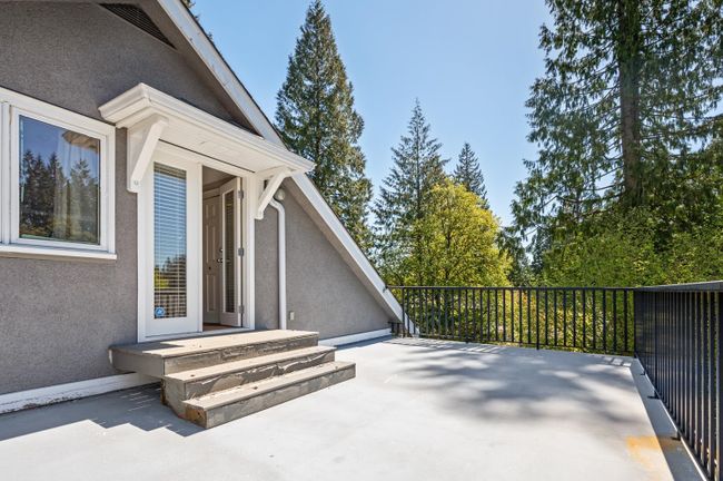 1047 Clements Avenue, House other with 5 bedrooms, 3 bathrooms and null parking in North Vancouver BC | Image 20
