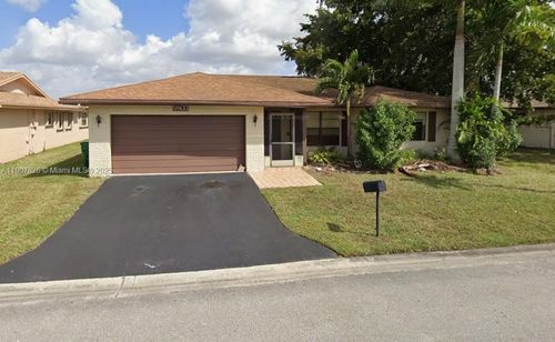9803 Nw 75th Ct, Tamarac, FL, 33321-1975 | Card Image