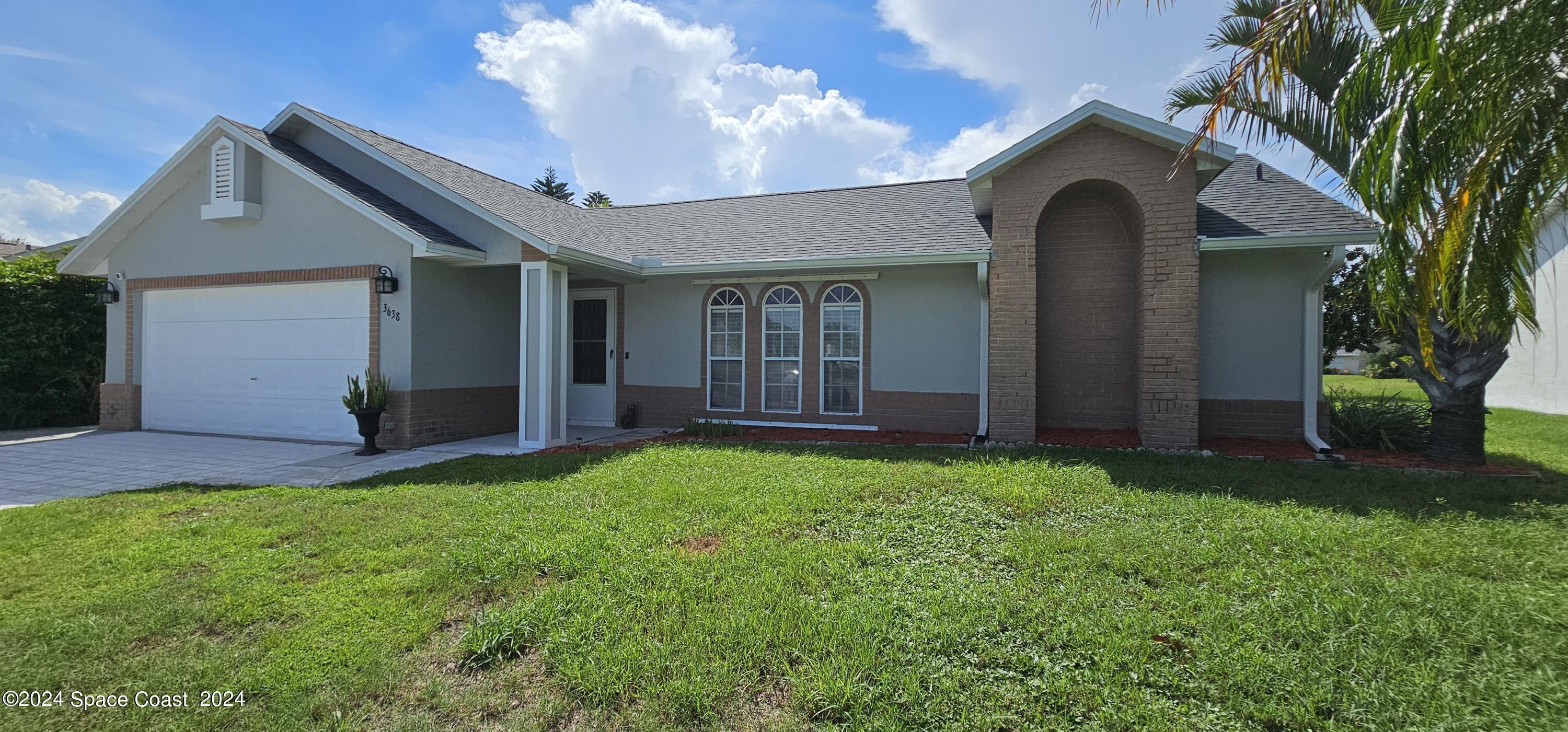 Heron Dr, Melbourne, FL 32901