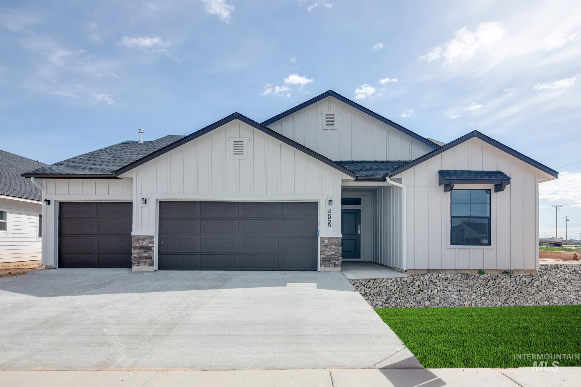 Dripping Springs Dr, Nampa, ID 83687