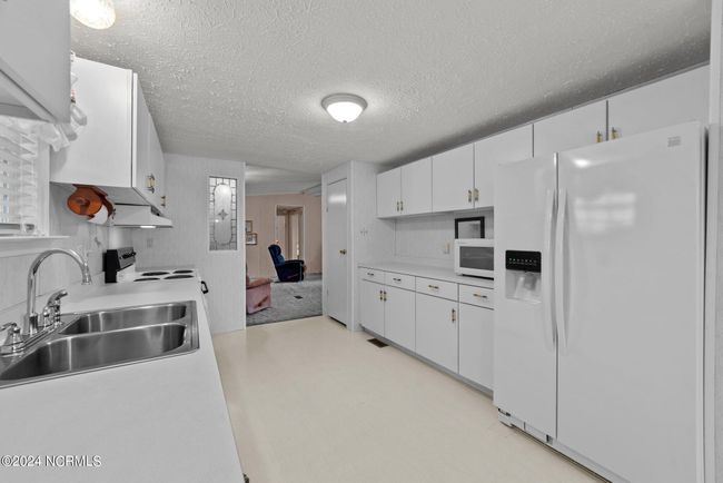 36 Inlet Way, House other with 3 bedrooms, 3 bathrooms and null parking in Chocowinity NC | Image 10