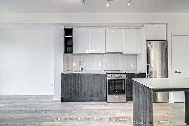 731 - 31 Tippett Rd, Condo with 2 bedrooms, 2 bathrooms and null parking in Toronto ON | Image 14