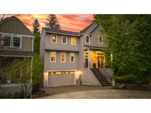 3546 Sw Arnold St, Portland, OR, 97219-7698 | Card Image