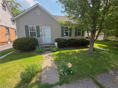 1310 Riverview St, East Liverpool, OH, 43920-1851 | Card Image