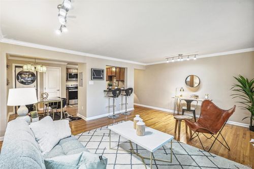 apt-206-10 N Ogden St, Denver, CO, 80218-3831 | Card Image