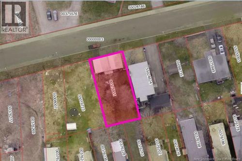 8 Newman St, Saint John, NB, E2K4H4 | Card Image