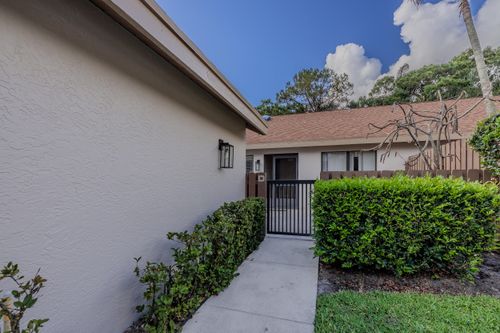 123d-2054 Sw Silver Pine Way, Palm City, FL, 34990-4762 | Card Image