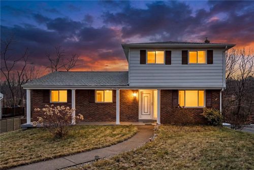 1045 Fiddleback Dr, Mc Kees Rocks, PA, 15136-1545 | Card Image