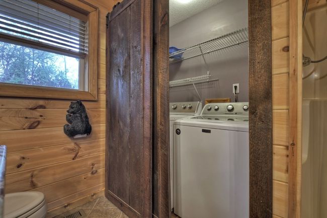 48 Logan Dr, Home with 3 bedrooms, 3 bathrooms and null parking in Mineral Bluff GA | Image 26