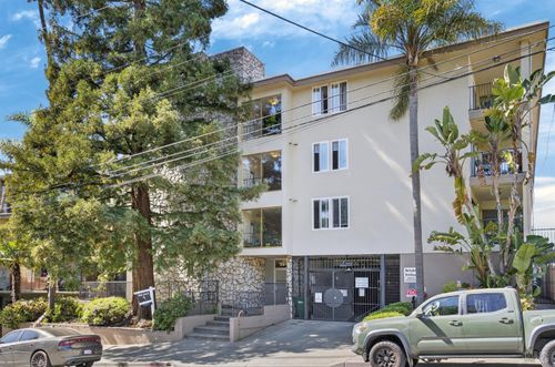 315-85 Vernon St, Oakland, CA, 94610-4266 | Card Image