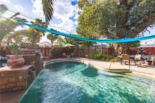 8687 S Ash St, Mohave Valley, AZ, 86440-8586 | Card Image