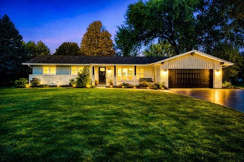 2430 Jewel Ln N, Plymouth, MN, 55447-2261 | Card Image