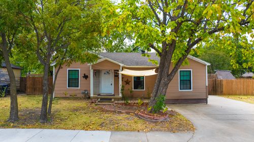1001 S 5th St, Garland, TX, 75040-7802 | Card Image