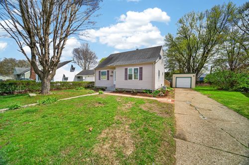 1917 E 7th St, Erie, PA, 16511-1802 | Card Image