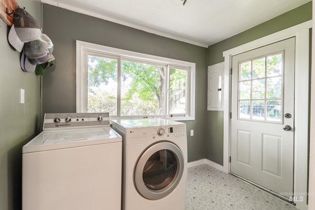 7110 W Highway 52, House other with 3 bedrooms, 1 bathrooms and 6 parking in Emmett ID | Image 10