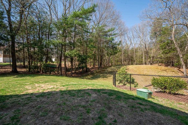18 Seasons Ln, House other with 4 bedrooms, 3 bathrooms and null parking in Londonderry NH | Image 39