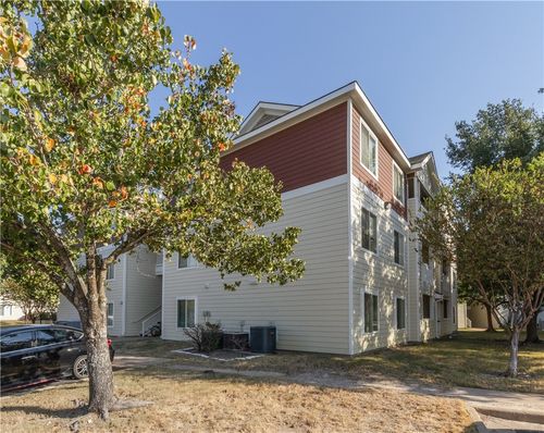 301-529 Southwest Pkwy, College Station, TX, 77840-7146 | Card Image