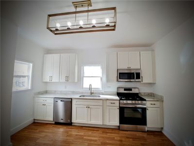 416 Houston St, House other with 3 bedrooms, 1 bathrooms and 2 parking in City of Washington PA | Image 3