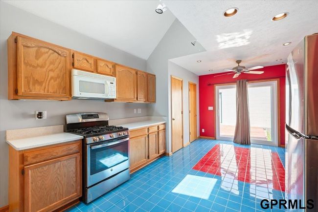 3018 Frederick St, House other with 3 bedrooms, 3 bathrooms and 2 parking in Omaha NE | Image 15