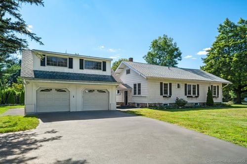 a-18 Glover Ave, Newtown, CT, 06470-2147 | Card Image