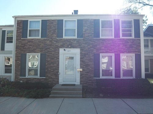 2071 Danbury Pl, Hoffman Estates, IL, 60169-2533 | Card Image