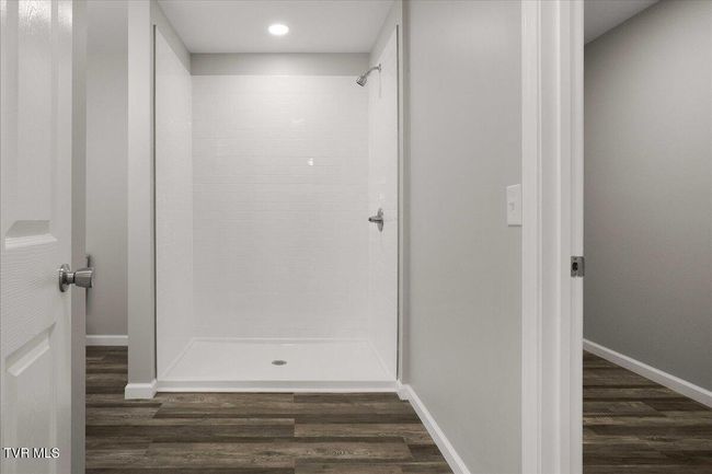 215 Brighton Pl, House other with 3 bedrooms, 3 bathrooms and null parking in Bristol TN | Image 41