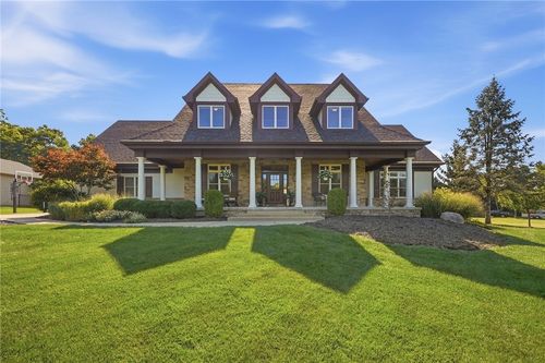 7562 Country Brook Ct, Springboro, OH, 45066-8422 | Card Image