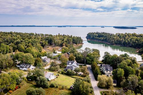 108 Derby Road, Islesboro, ME, 04848 | Card Image